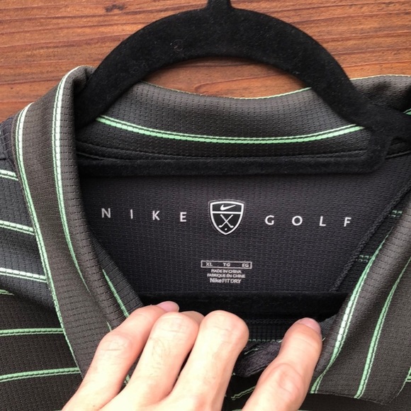 Nike Golf Polo Shirt - Picture 2 of 4